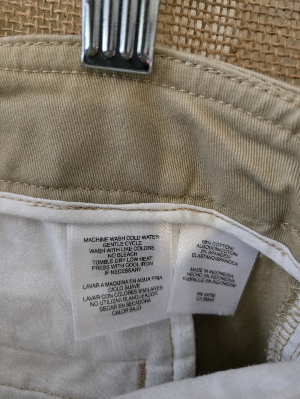 Jones New York Sport Stretch Women's Tan Chino Bermuda Shorts Size 8 - Picture 12 of 13